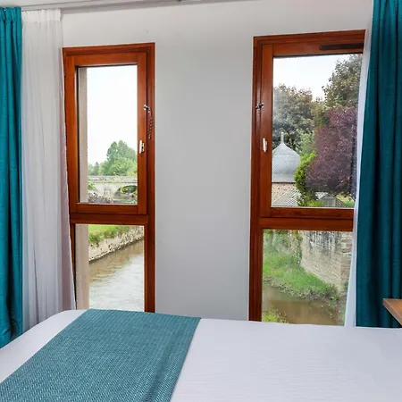 Western Le Moulin De Ducey-Les Cheris