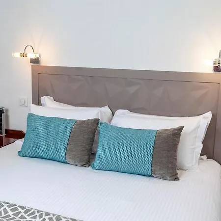 ホテル ベストウエスタン ル ムーラン ドゥ デュセイ 3*