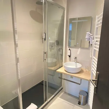 Western Le Moulin De 3* Ducey-Les Cheris