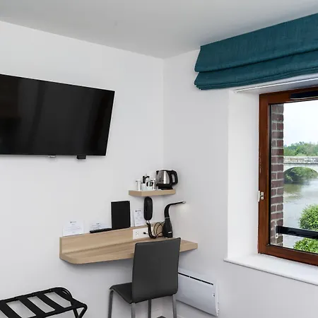 Hotel Western Le Moulin De Ducey-Les Cheris