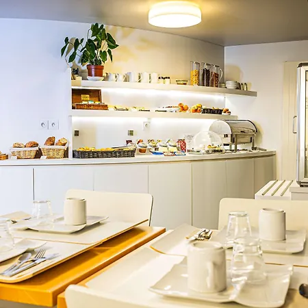 ベストウエスタン ル ムーラン ドゥ デュセイ ホテル 3*