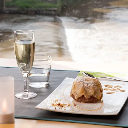 Western Le Moulin De