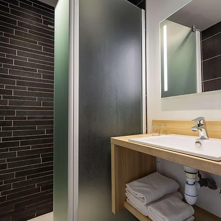 מלון Western Le Moulin De 3*