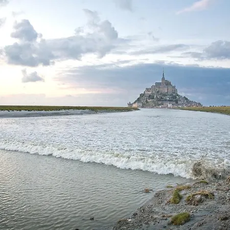 ベストウエスタン ル ムーラン ドゥ デュセイ ホテル 3*