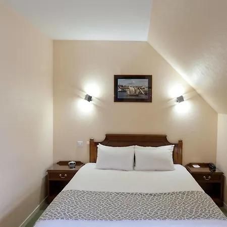 Western Le Moulin De 3* Ducey-Les Cheris