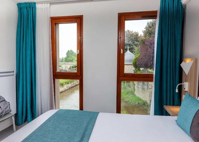 Western Le Moulin De Дюси-Ле Шери