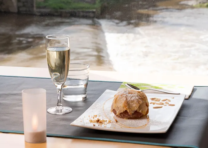 Western Le Moulin De